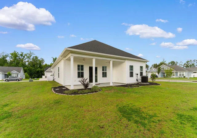 Photo 3 of Single family home for sale at 4101 Rockwood Dr, Conway, SC 29526 | MLS# 2616087 | Listing updated on 2026-09-01