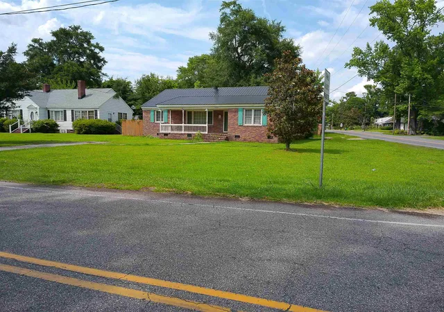 Photo 3 of Single family home for sale at 4389 Mcqueen St, Loris, SC 29569 | MLS# 2616111 | Listing updated on 2026-10-01