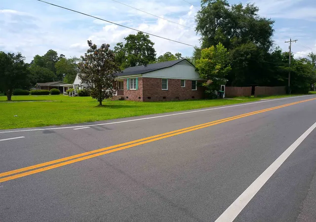 Photo 3 of Single family home for sale at 4389 Mcqueen St, Loris, SC 29569 | MLS# 2616111 | Listing updated on 2026-10-01