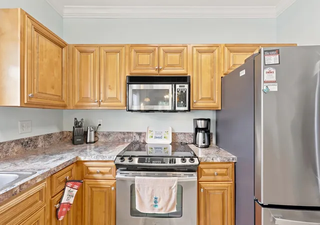 Listing Photo 5 - Condo for sale in building located at 4141 Hibiscus Dr, Little River, SC 29566 - Unit #18-304