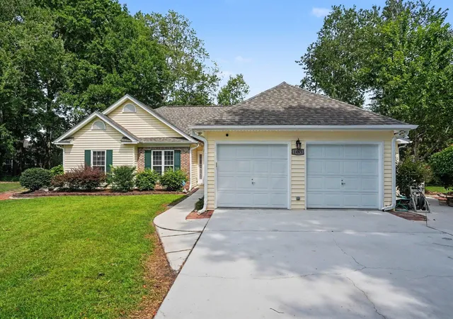 Homes for sale in Surfside Beach, SC | 1465 Berkshire Ct, Surfside Beach, SC 29575 | MLS# 2616183
