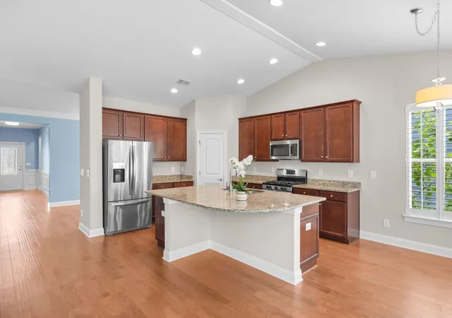 Photo 3 of Sale Pending at 1801 Orchard Dr, Myrtle Beach, SC 29577 | MLS# 2616196 | Listing updated on 2026-08-18