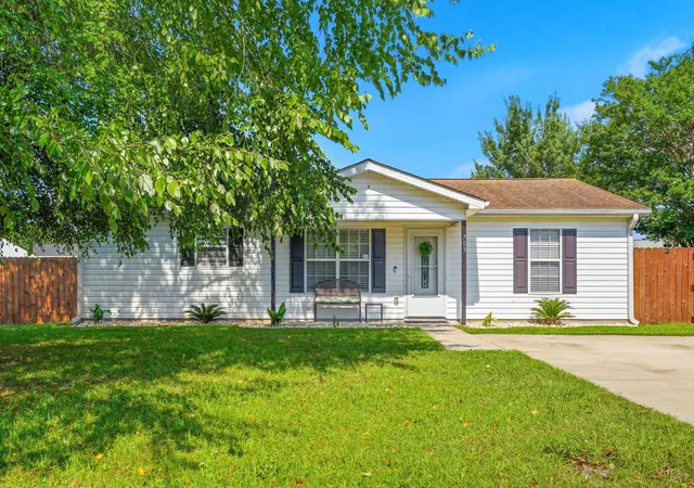 Photo 1 of Sale Pending at 703 Birch Ln, Conway, SC 29526 | MLS# 2616301 | Listing updated on 2026-07-11