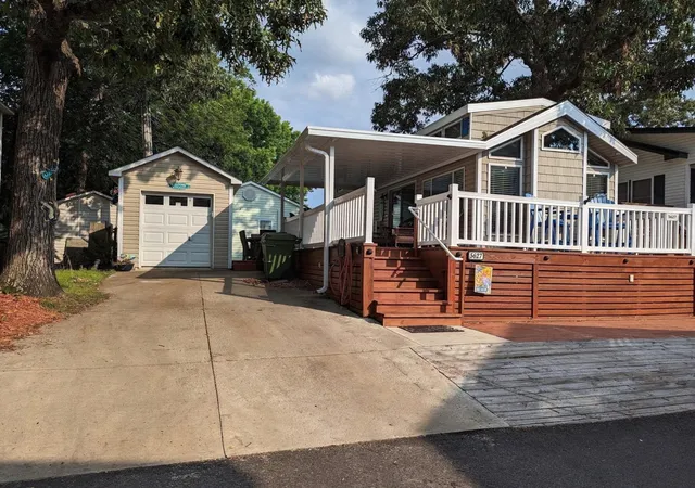 Photo 3 of Manufactured home for sale at 6001 S - 5627 Kings Hwy, Myrtle Beach, SC 29575 | MLS# 2616311 | Listing updated on 2026-08-20