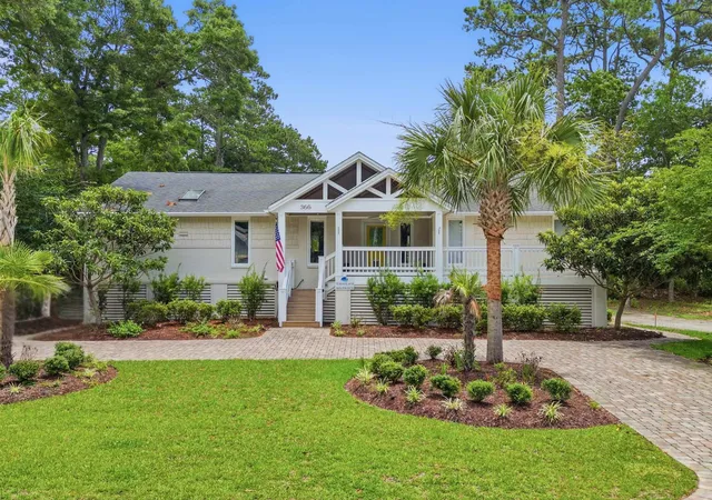Homes for sale in Pawleys Island, SC | 366 Lakeshore Dr, Pawleys Island, SC 29585 | MLS# 2616355