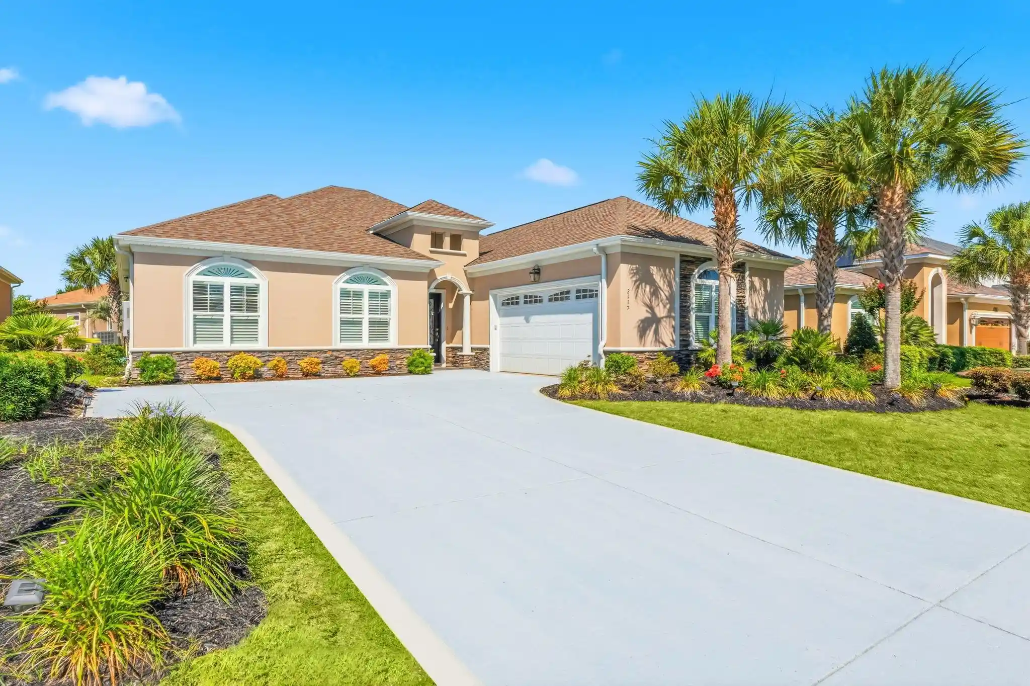 Photo 1 of Single family home for sale at 2117 Via Palma Dr, North Myrtle Beach, SC 29582 | MLS# 2616379 | Listing updated on 2026-10-09