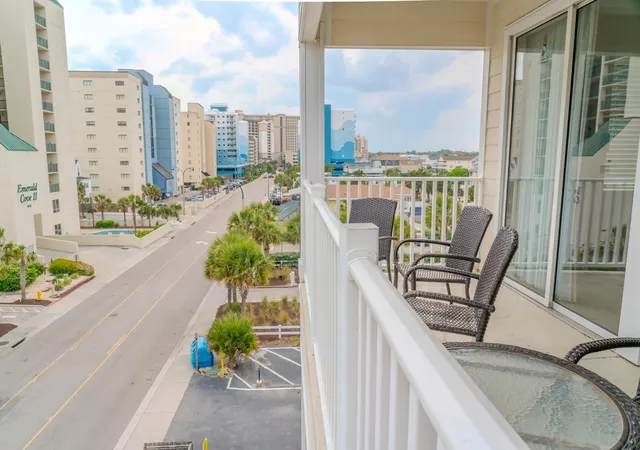 2nd image of 4604 Ocean Blvd, North Myrtle Beach, SC 29582