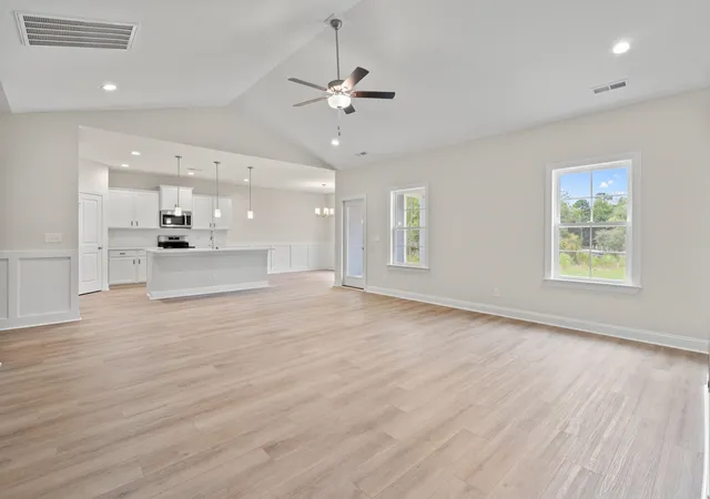 Photo 4 of Single family home for sale at 1421 Loop Cir, Longs, SC 29568 | MLS# 2616555 | Listing updated on 2026-07-22