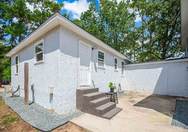Photo 3 of House for sale at 703 Collins St, Myrtle Beach, SC 29577 | MLS# 2616567 | Listing updated on 2026-08-19
