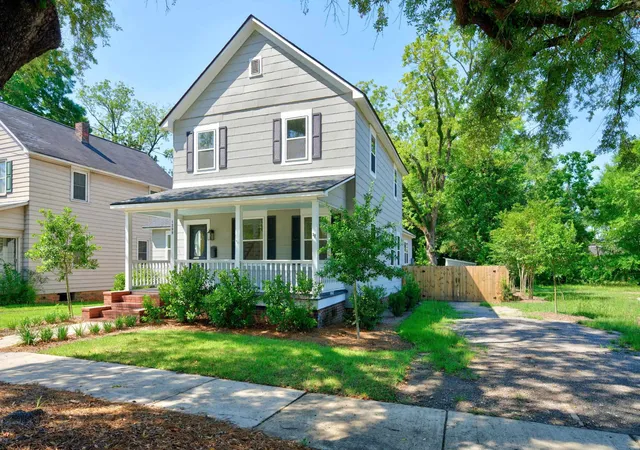Photo 2 of Single family home for sale at 1209 Prince St, Georgetown, SC 29440 | MLS# 2616572 | Listing updated on 2026-09-22