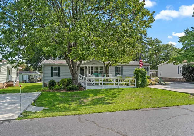Homes for sale in Murrells Inlet, SC | 949 South Marlin Circle, Murrells Inlet, SC 29576 | MLS# 2616599