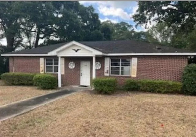 Homes for sale in Kingstree, SC | 422 Ashton Dr, Kingstree, SC 29556 | MLS# 2616602