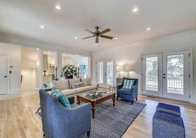 Photo 2 of Single family home for sale at 11 Flaggpoint Ln, Murrells Inlet, SC 29576 | MLS# 2616611 | Listing updated on 2026-09-01