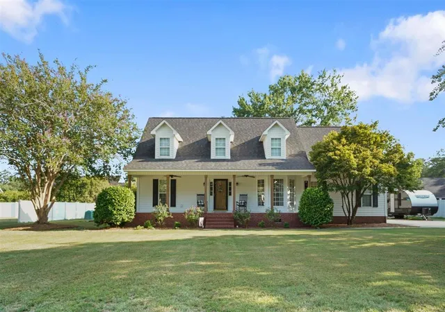 Homes for sale in Cheraw, SC | 46 Red Hill Rd, Cheraw, SC 29520 | MLS# 2616694