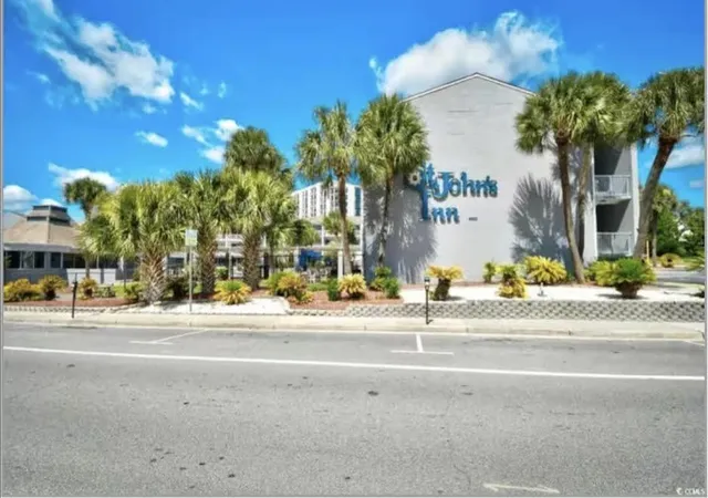 Homes for sale in Myrtle Beach, SC | 6803 Ocean Blvd, Myrtle Beach, SC 29572 | Houzeo