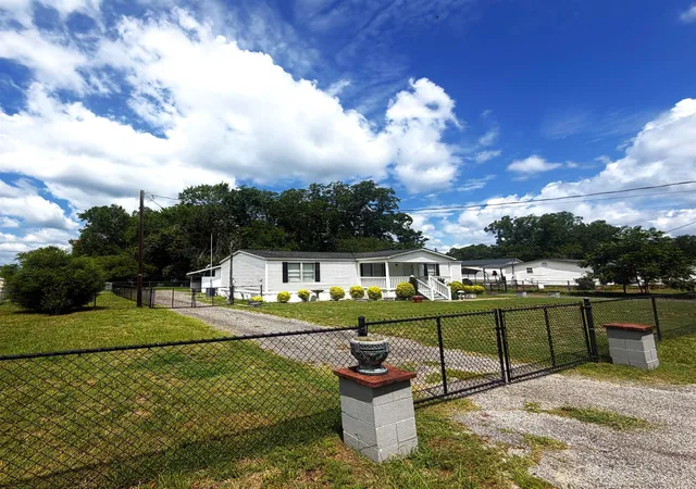 34th image of 2109 N Church St, Scranton, SC 29591 | MLS# 2616749