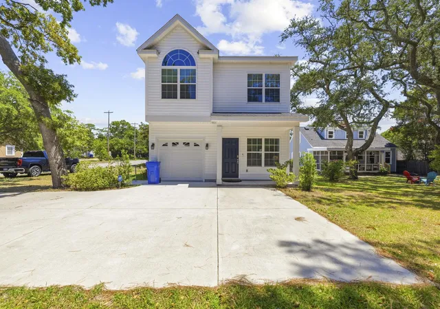 Photo 1 of Single family home for sale at 412 N Oak St, Myrtle Beach, SC 29577 | MLS# 2616795 | Listing updated on 2026-09-16