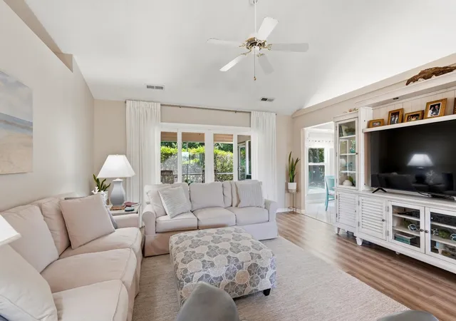 Homes for sale in Surfside Beach, SC | 1732 Amberly Dr, Surfside Beach, SC 29575 | MLS# 2616890