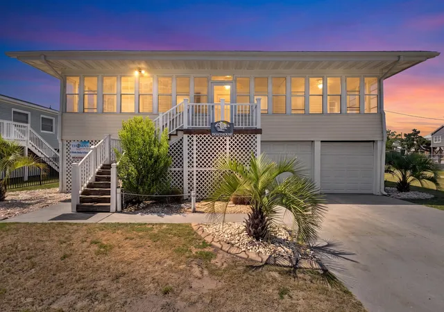 Homes for sale in North Myrtle Beach, SC | 4706 Surf St, North Myrtle Beach, SC 29582 | MLS# 2616955