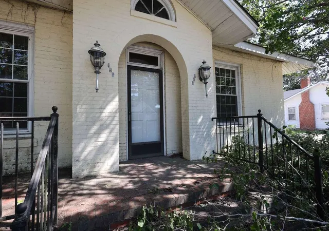 Homes for sale in Timmonsville, SC | 108 W Smith St, Timmonsville, SC 29161 | MLS# 2616961