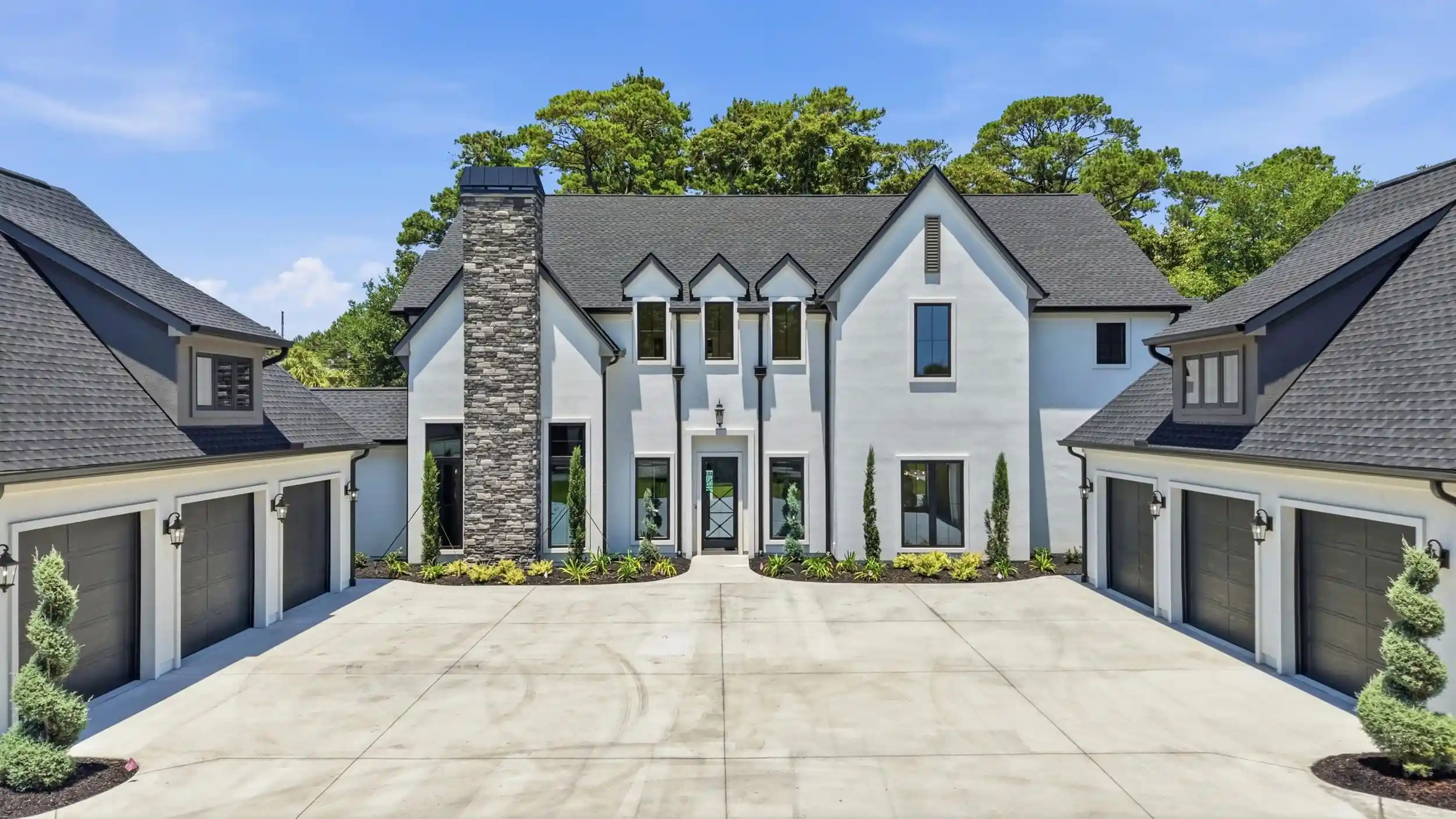 Photo 1 of Mansion for sale at 9413 Park St, Myrtle Beach, SC 29572 | MLS# 2616979 | Listing updated on 2026-10-11
