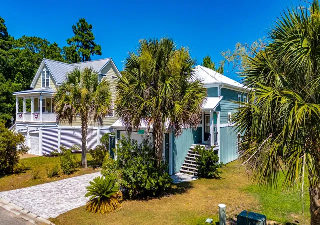 Photo 2 of Single family home for sale at 29 Sandlapper Way, Pawleys Island, SC 29585 | MLS# 2617006 | Listing updated on 2026-08-19