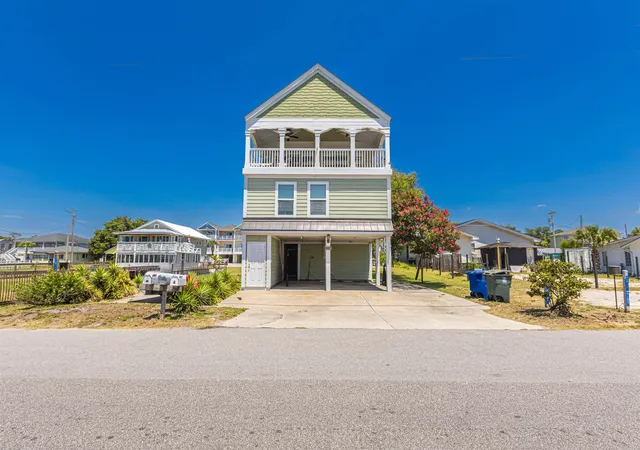Photo 2 of Multi family home for sale at 1511 Holly Dr, North Myrtle Beach, SC 29582 | MLS# 2617109 | Listing updated on 2026-09-28