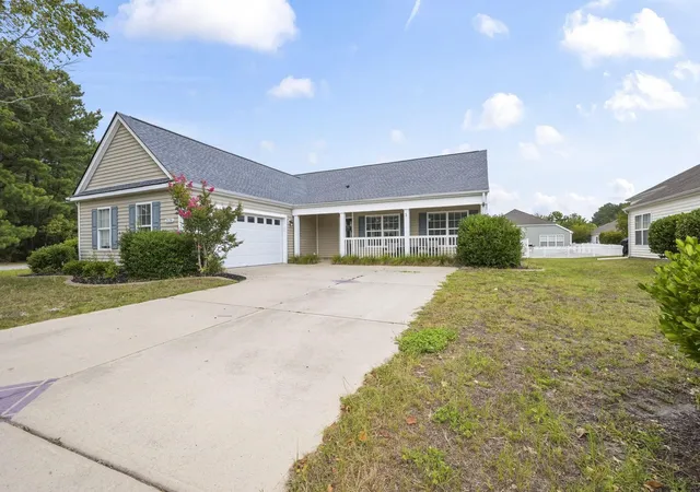 Photo 3 of Sale Pending at 3136 Robins Nest Way, Myrtle Beach, SC 29579 | MLS# 2617165 | Listing updated on 2026-08-24