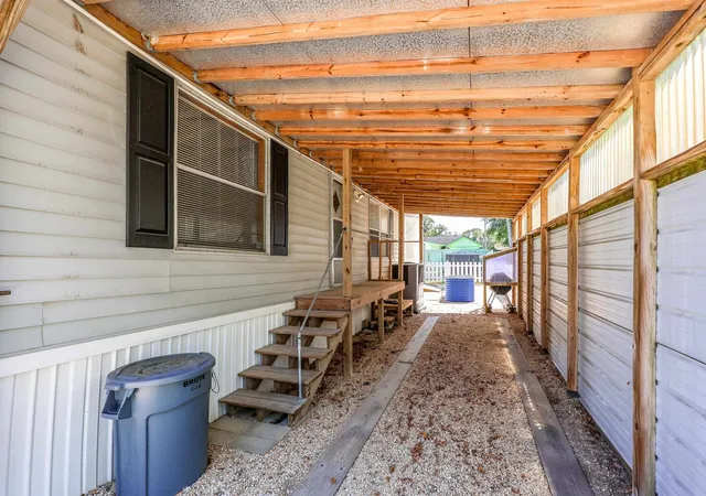 2nd image of 555 Woodland Dr, Murrells Inlet, SC 29576 | MLS# 2617186