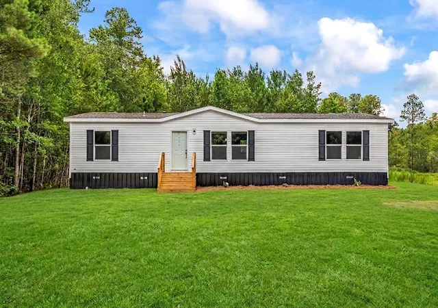 Photo 1 of Manufactured home for sale at 2148 Hughes Gasque Rd, Aynor, SC 29511 | MLS# 2617258 | Listing updated on 2026-08-26