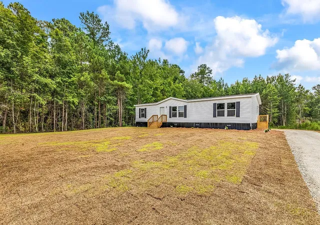 3rd image of 2148 Hughes Gasque Rd, Aynor, SC 29511 | MLS# 2617258