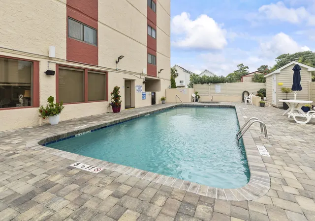 Listing Photo 5 - Condo for sale in building located at 7509 N Ocean Blvd, Myrtle Beach, SC 29572 - Unit #603