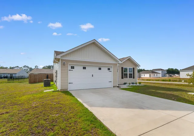 3rd image of 1964 Eastpark Dr, Darlington, SC 29532 | MLS# 2617358
