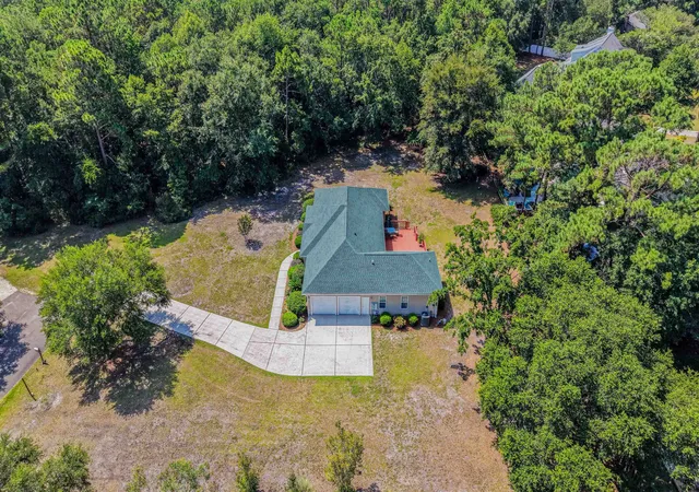 Photo 4 of Single family home for sale at 300 Russell Dr, Pawleys Island, SC 29585 | MLS# 2617376 | Listing updated on 2026-08-31