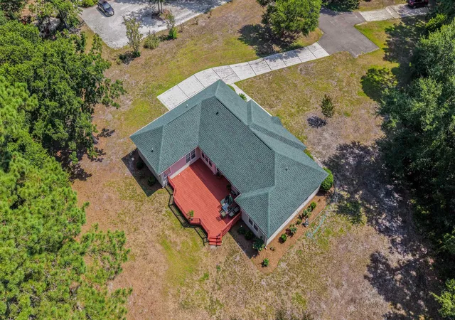 Photo 5 of Single family home for sale at 300 Russell Dr, Pawleys Island, SC 29585 | MLS# 2617376 | Listing updated on 2026-08-31