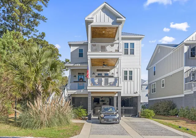 Photo 1 of Single family home for sale at 34 Lazy Hammock Trl, Pawleys Island, SC 29585 | MLS# 2617475 | Listing updated on 2026-08-31