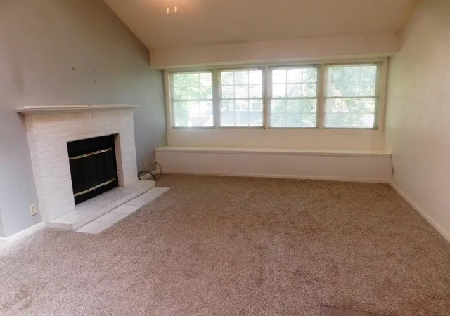 Listing Photo 4 - Condo for sale in building located at 1202 Tiffany Ln, Myrtle Beach, SC 29577 - Unit #D