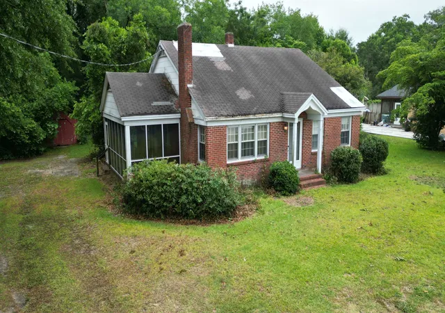 2nd image of 1504 S Westminster Dr, Florence, SC 29501 | MLS# 2617500