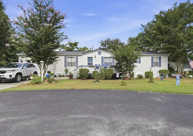Photo 1 of Manufactured home for sale at 852 Old Magnolia Dr, Conway, SC 29526 | MLS# 2617516 | Listing updated on 2026-08-04