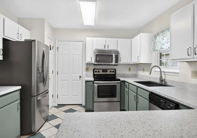 Photo 3 of Single family home for sale at 6627 E Sweetbriar Trl, Myrtle Beach, SC 29588 | MLS# 2617534 | Listing updated on 2026-09-01