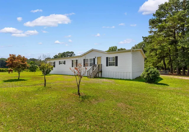 3rd image of 1925 Sun Valley Ct, Marion, SC 29571 | MLS# 2617544