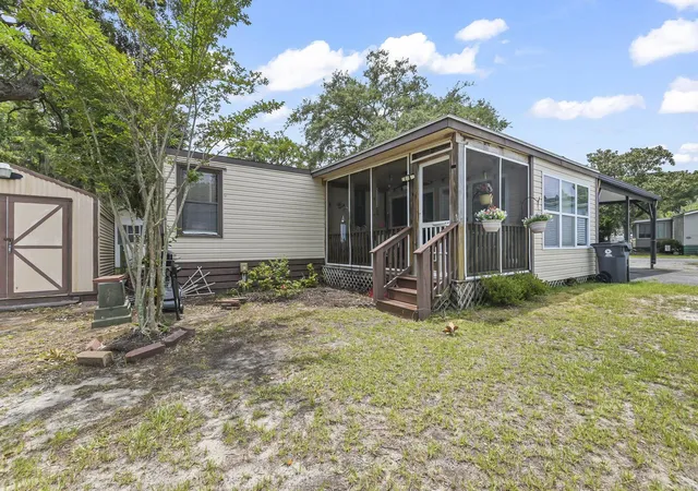 Photo 2 of Manufactured home for sale at 145 Ridgeway Loop, Murrells Inlet, SC 29576 | MLS# 2617611 | Listing updated on 2026-08-18