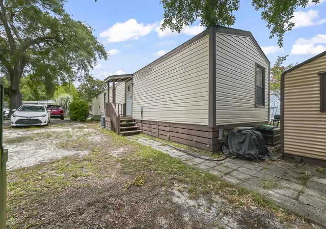 Photo 3 of Manufactured home for sale at 145 Ridgeway Loop, Murrells Inlet, SC 29576 | MLS# 2617611 | Listing updated on 2026-08-18