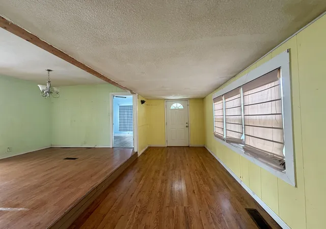 Photo 3 of Manufactured home for sale at 2086 Bittern Dr, Myrtle Beach, SC 29575 | MLS# 2617756 | Listing updated on 2026-08-31