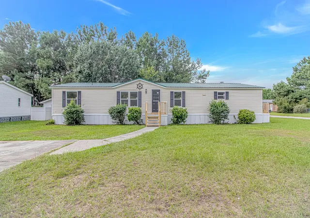 Photo 3 of Sale Pending at 8157 Woodland Dr, Myrtle Beach, SC 29588 | MLS# 2617760 | Listing updated on 2026-08-02