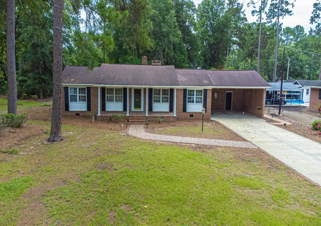 Photo 1 of Sale Pending at 302 W Raft St, Nichols, SC 29581 | MLS# 2617811 | Listing updated on 2026-08-25