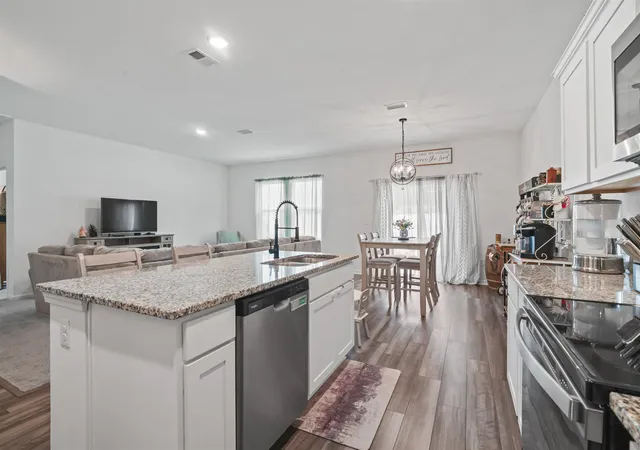 Photo 3 of Single family home for sale at 171 Plantersfield Dr, Conway, SC 29526 | MLS# 2617832 | Listing updated on 2026-08-20