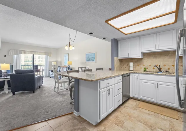 4th image of 1915 N Ocean Blvd, North Myrtle Beach, SC 29582