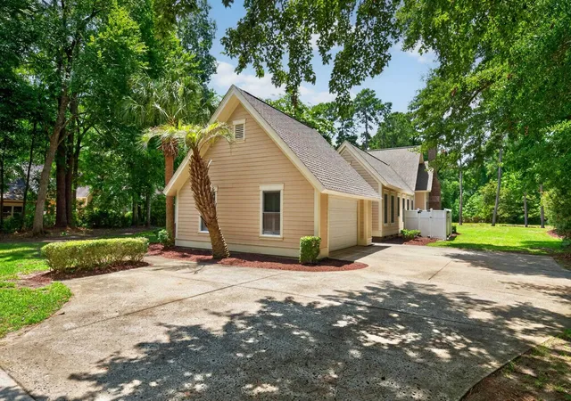 Photo 4 of Single family home for sale at 222 Old Carriage Loop, Georgetown, SC 29440 | MLS# 2617935 | Listing updated on 2026-09-17