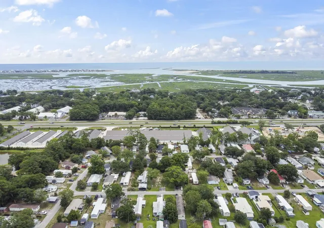 Photo 3 of Manufactured home for sale at 132 Crooked Is Cir, Murrells Inlet, SC 29576 | MLS# 2617939 | Listing updated on 2026-07-19